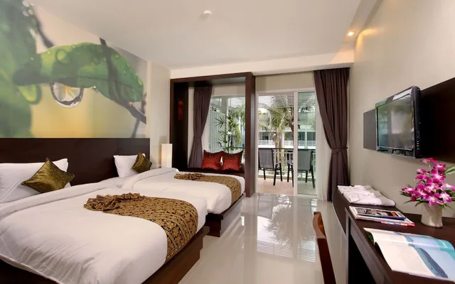 Deluxe, Twin Beds, Pool Access, A2 Pool Resort 2/6
