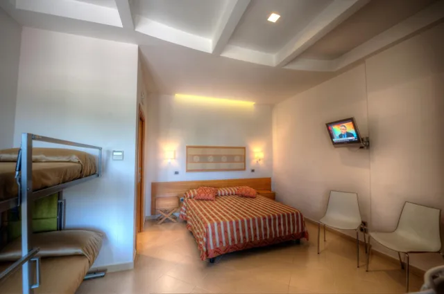 غرفة عائلية في الملحق، Hotel Zeus Pompei 6/8