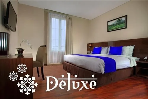 Deluxe Twin One Pax، Hotel Namira Syariah Pekalongan 1/1