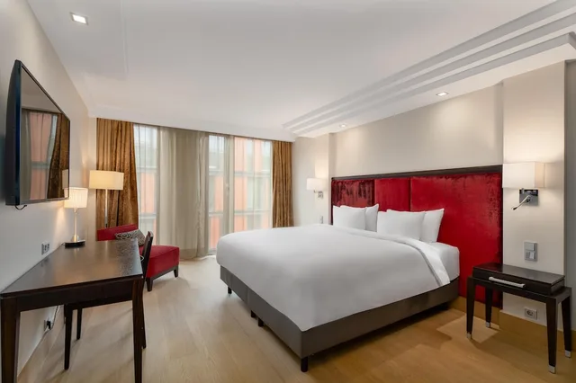 غرفة قياسية بسرير كينج، Radisson Blu Elizabete Hotel 2/10
