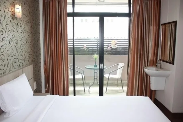 غرفة سوبيريور ثلاثية بسرير كينج وسرير فردي، P-Residence 4/7