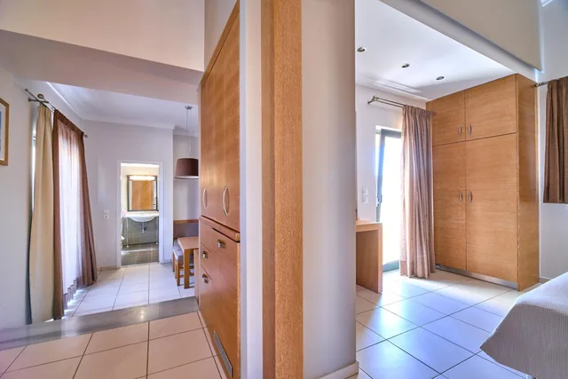 Apartment, Pool View, Silver Beach 3/4