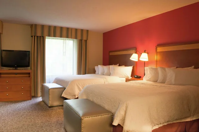 جناح بسريرين كوين، Hampton Inn Montgomery-South-Airport 3/7