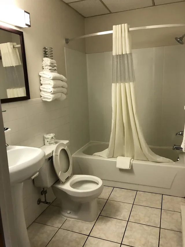 غرفة بسريرين كوين، Americas Best Value Inn Palmyra Hershey 3/3