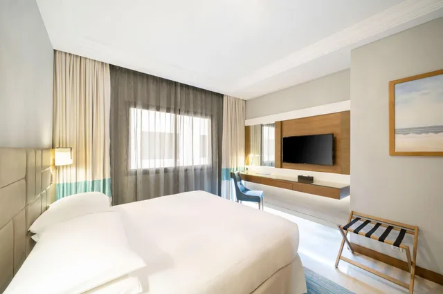 غرفة ديلوكس بسرير كينج، فور بوينتس باي شيراتون الفندقية(Four Points By Sheraton Makkah Al Naseem) 4/7