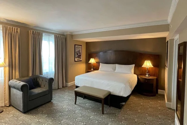 غرفة بسرير كينج بإطلالة على المدينة، The Americus Hotel Trademark Collection by Wyndham 1/6