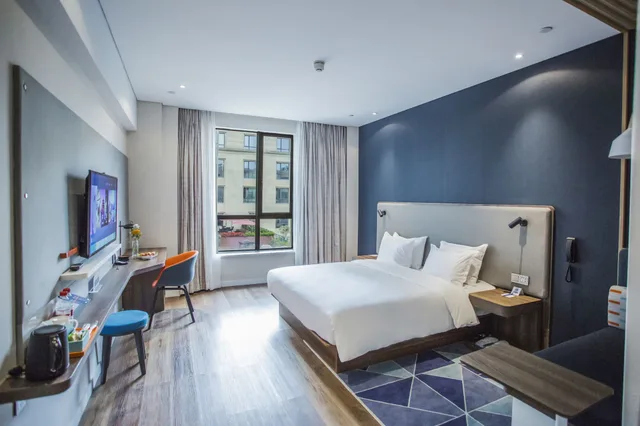 غرفة قياسية بسريرين منفصلين بإطلالة على الحديقة، Holiday Inn Express Hangzhou Xixi Tourism Zone 2/7