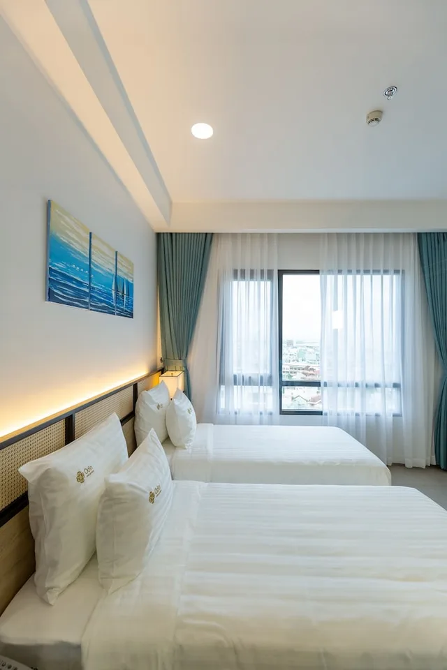 غرفة ديلوكس بسرير كينج بإطلالة على المدينة، Odin Hotel Quy Nhon 1/7