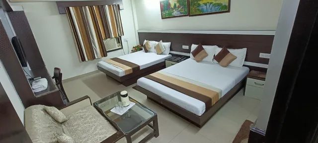غرفة عائلية، Hotel Su Shree Continental 2/2