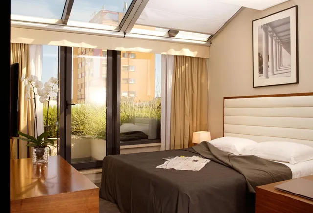 Vip, Suite، Atrium Hotel 5/10