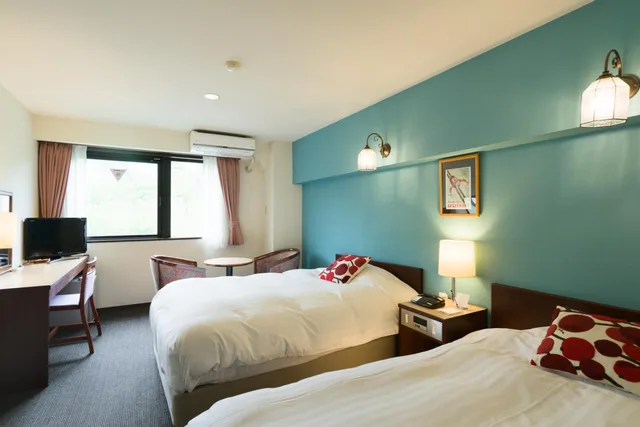 غرفة بسريرين منفصلين بإطلالة على الجبل، Hakuba Yamano Hotel 1/1