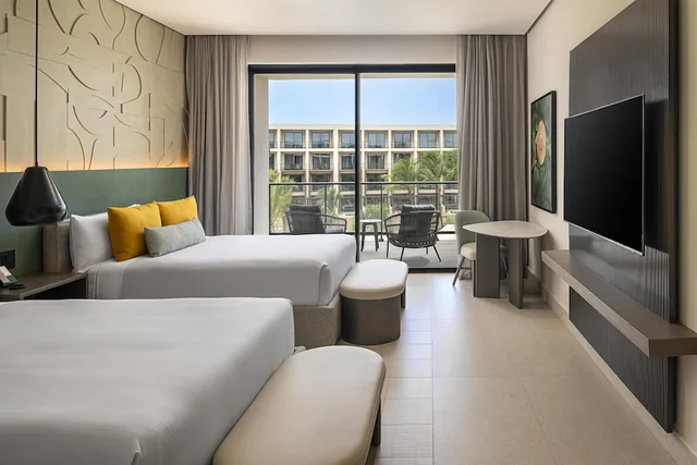 غرفة متصلة بسرير كينج بإطلالة جزئية على البحر، Zemi Miches Punta Cana All-Inclusive Resort, Curio by Hilton 4/6