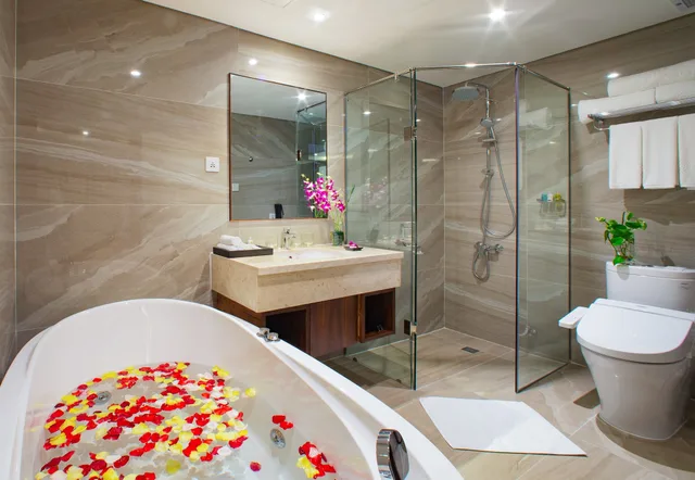 Suite, King Bed, Orchids Hotel Saigon 9/10