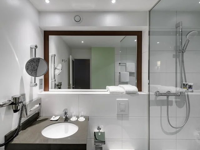 غرفة سوبيريور بسرير كوين مع أريكة، Mercure Hotel Stuttgart Sindelfingen an der Messe 6/6