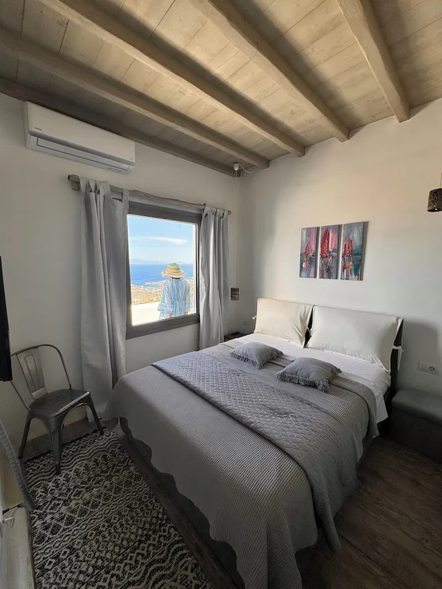 Sky, Grand, Suite, 2 King Beds, Single Bed, Sea View, Sofa, Hot Tub، Amallini Suites 5/10
