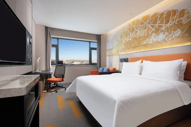 غرفة سوبيريور بسرير كوين، Hampton by Hilton Beijing Dahongmen 1/4
