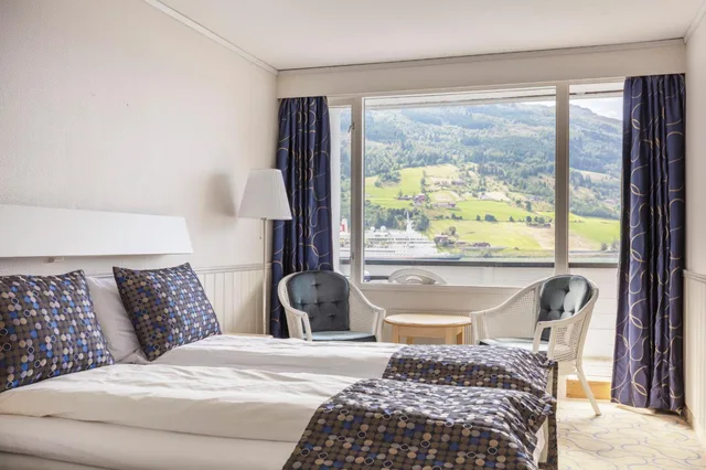 Standard, Twin Beds, Olden Fjordhotel 4/6