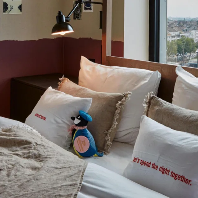 Sky, Plus, King Bed، 25Hours Hotel Das Tour 3/5