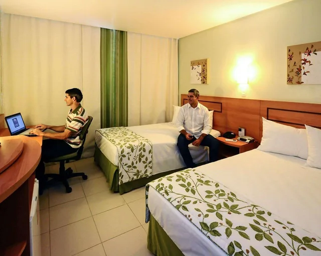 غرفة قياسية بسريرين منفصلين، Comfort Hotel Manaus 1/1
