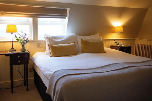 غرفة كلاسيكية بسرير مزدوج، Georgian House Hotel 1/10