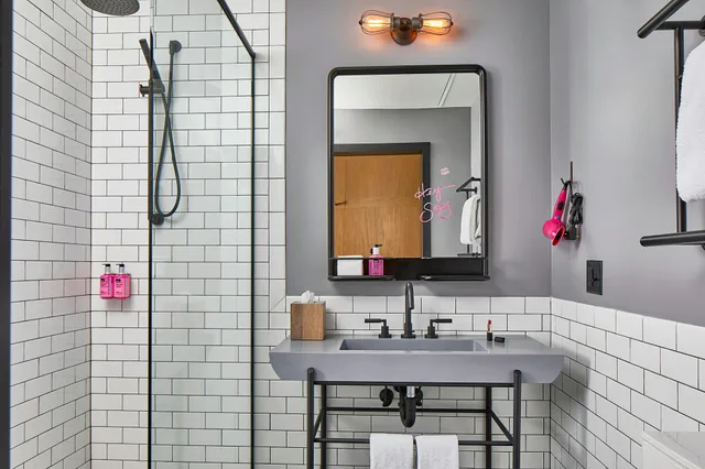 غرفة، Moxy Minneapolis Uptown 2/2