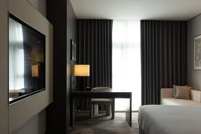 غرفة تنفيذية بسرير كينج، Howard Johnson Liquor Capital Hotel Luzhou 2/3