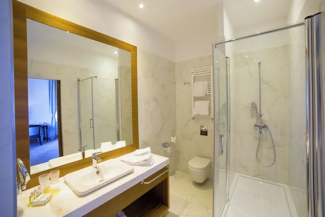 غرفة كلاسيكية بسرير كينج بإطلالة على المدينة، Amadria Park Grand Hotel 4 Opatijska Cvijeta 6/7