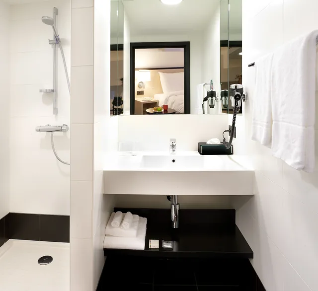 غرفة قياسية بسرير كينج، Park Inn by Radisson Leuven 3/3