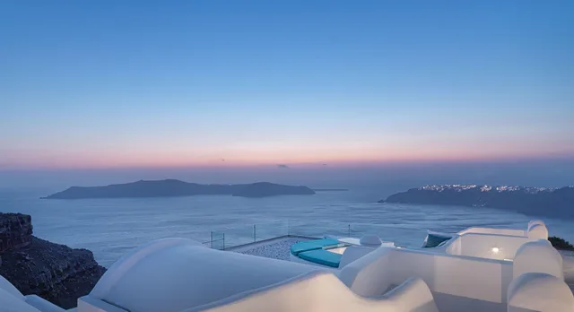 جناح سوبيريور بإطلالة، Tholos Resort 2/2