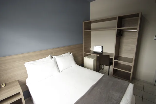 غرفة بسرير مزدوج، KENNEDY SLIM HOTEL 4/6