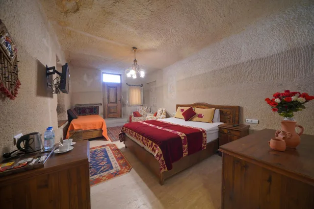 Cave, Double Bed، Salkim Cave House 1/8