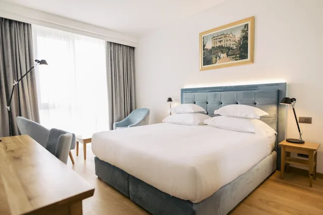 Superior, Twin Beds, Murphy Bed, Partial Sea View، Hotel Miramare 1/6