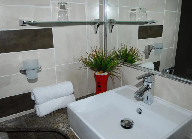 غرفة بسرير مزدوج، Bon Hotel Empangeni 8/9