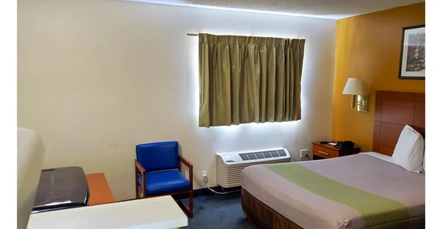 غرفة بسرير كوين للمدخنين، Studio 6 Extended Stay - Richmond, VA - I-64 West 1/4