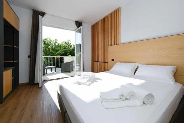 جناح، Best Western Hotel Arya 1/4
