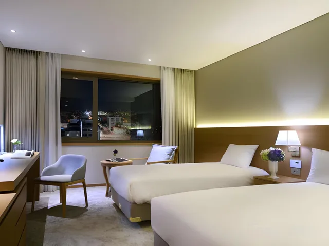 غرفة تُحدَّد حسب التوفر، Astar Hotel 1/1