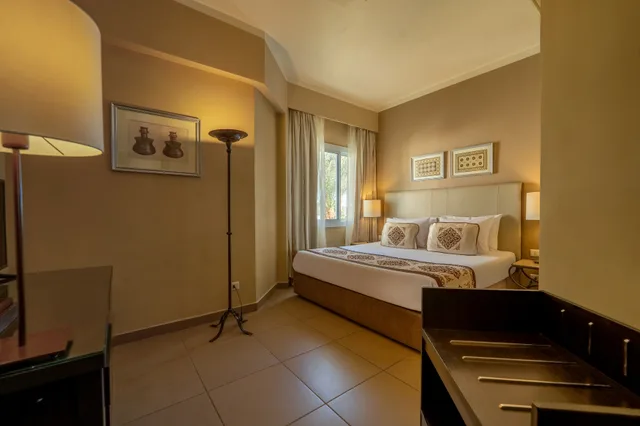 غرفة قياسية بسرير مزدوج بإطلالة على الحديقة، Jaz Fanara Resort and Residence 5/6