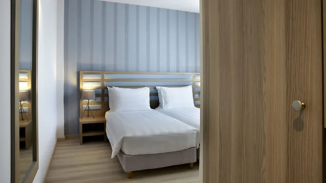 غرفة كومفورت بسرير مزدوج، Athens Tiare by Mage Hotels 1/2