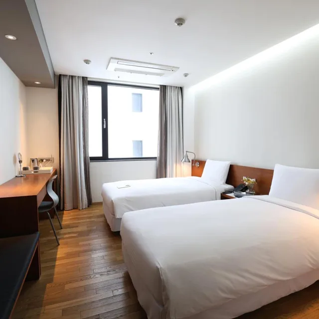Adjoining, 3 Rooms, Exclusive Level، Seoul Hotel ShinShin Myeongong 5/10