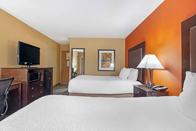 غرفة قياسية بسريرين كوين لذوي الإعاقة، Best Western The Inn at Sharon/Foxboro 5/8