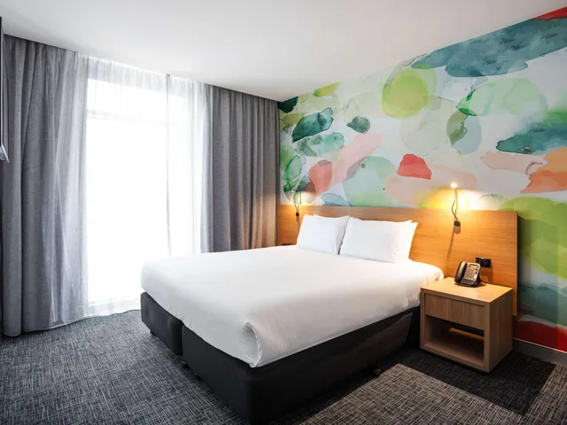غرفة بسرير كينج لذوي الإعاقة، ibis Styles Hobart 3/7