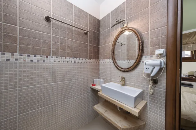 غرفة اقتصادية بسرير كوين، Petradi Hotel 1/1