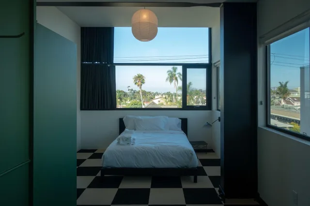 studio, Abpopa Hillcrest 1/2