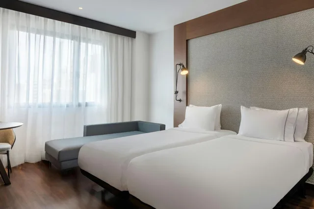 غرفة قياسية ثلاثية بسريرين منفصلين وثلاثة أسرّة، AC Hotel Alicante by Marriott 1/6