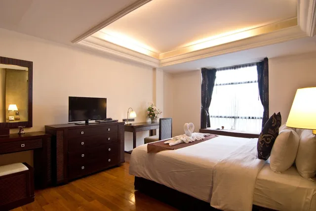 1 Bedroom, Suite, Double Bed, Lk Mantra Pura Resort 4/4