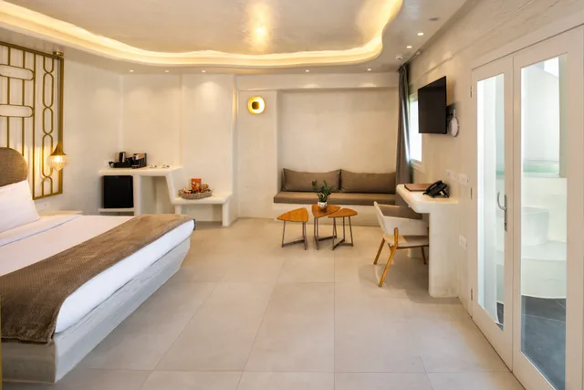 جناح شهر العسل بإطلالة على البحر، Athina Luxury Suites 5/10