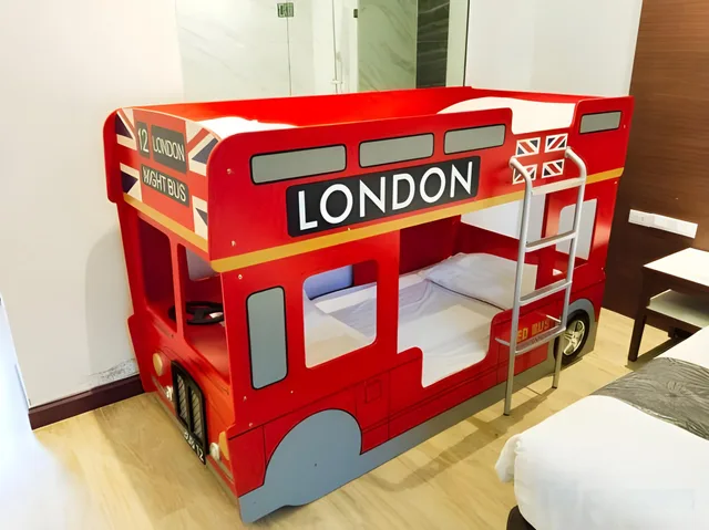 Deluxe, Family, Bunk Bed, Queen Bed, Pool Access، Southern Airport Hotel 3/3