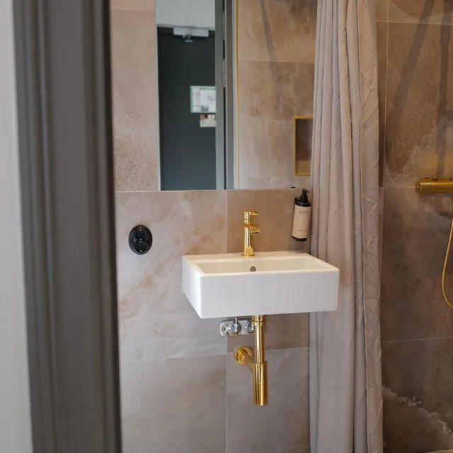 غرفة كلاسيكية بسرير مزدوج، Visby Bors 7/7