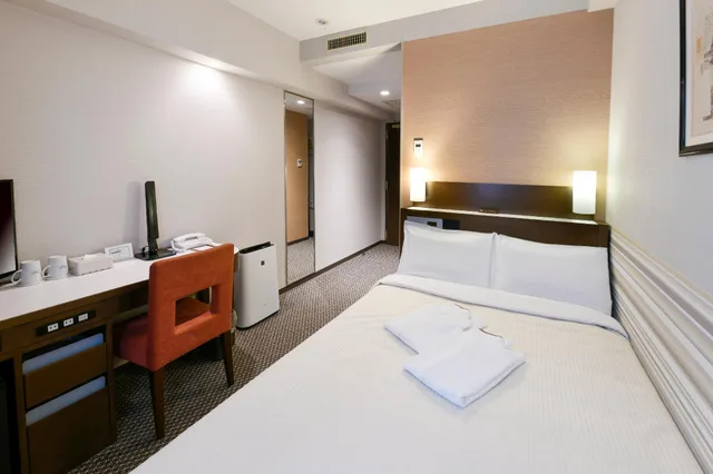 غرفة قياسية بسرير نصف مزدوج للمدخنين، Keio Presso Inn Shinjuku 1/1