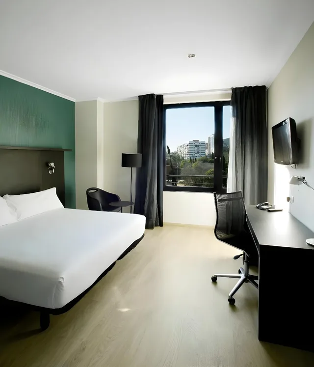 غرفة سوبيريور بثلاثة أسرّة مع سرير إضافي، Hotel Alimara 2/4